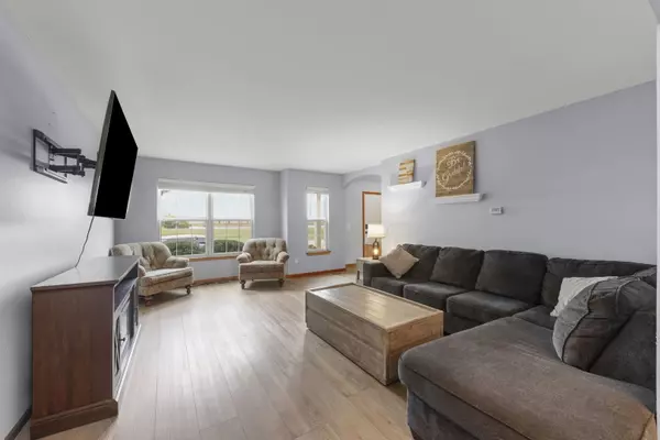 Malta, IL 60150,774 Waters Edge Boulevard