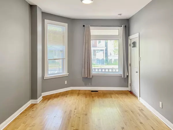 Chicago, IL 60621,5639 S Emerald Avenue