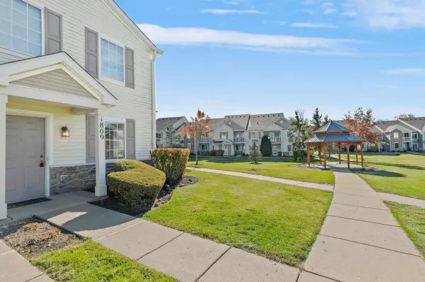 Carpentersville, IL 60110,1809 Silverstone Drive #1809