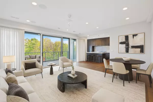 Chicago, IL 60614,1625 N Burling Street #302