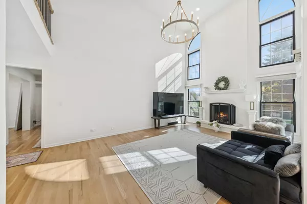 Gurnee, IL 60031,17671 W Westwind Drive