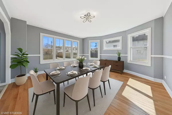 Chicago, IL 60621,7121 S Yale Avenue