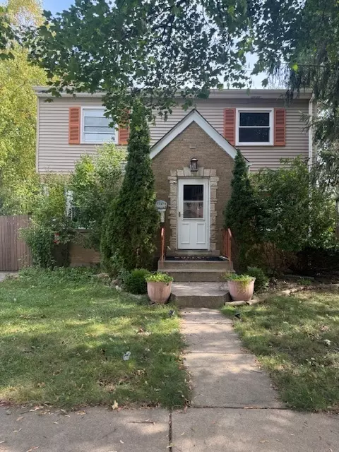 9047 S 50th Avenue, Oak Lawn, IL 60453