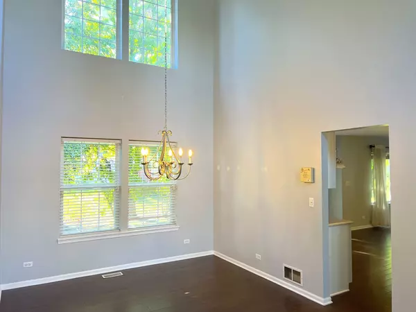 Naperville, IL 60564,2112 Skylane Drive