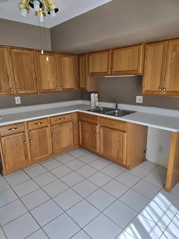 Mokena, IL 60448,19360 Wolf Road #1