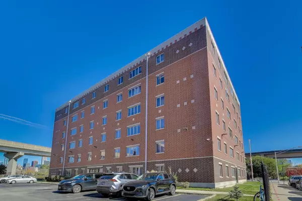 1828 S Wentworth Avenue #3B, Chicago, IL 60616