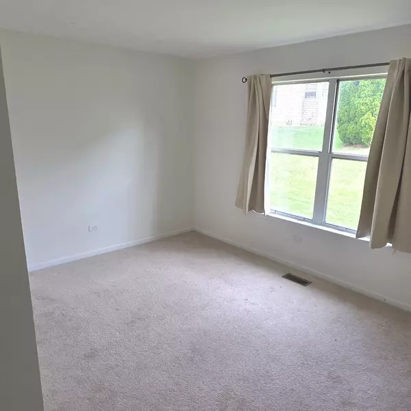 Hoffman Estates, IL 60192,1192 Sumac Trail