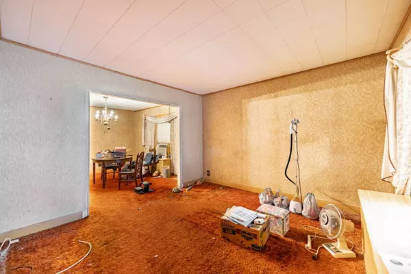 Chicago, IL 60639,4953 W Drummond Place