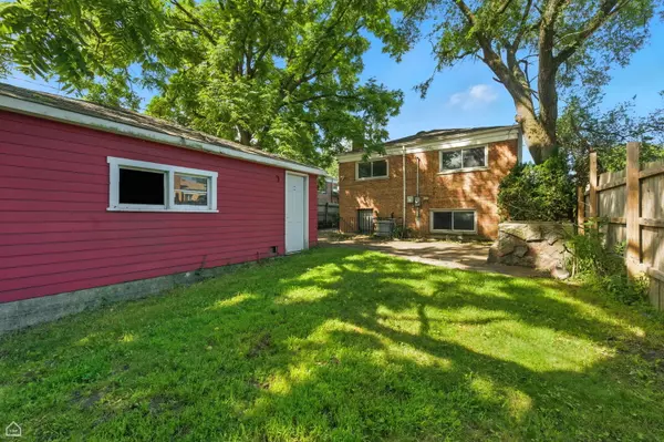 Dolton, IL 60419,14635 Woodlawn Avenue