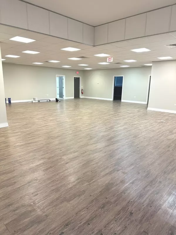 New Lenox, IL 60451,12410 W Horseshoe Drive #1