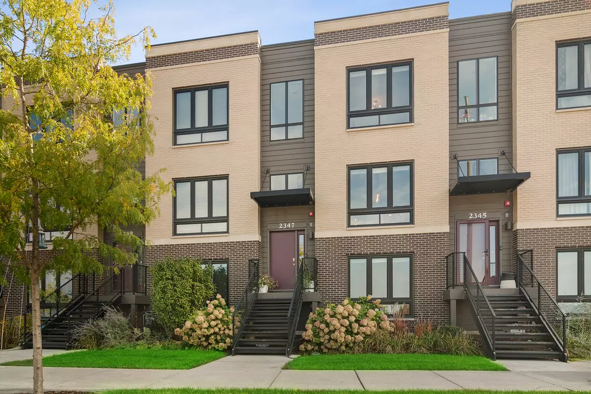 Schaumburg, IL 60173,2347 Parkside Drive