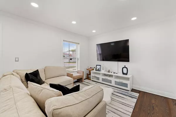 Melrose Park, IL 60160,1514 N 22nd Avenue