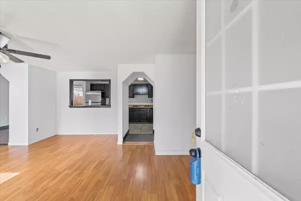 Urbana, IL 61802,2302 E Perkins Road