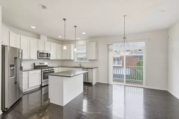 Naperville, IL 60564,2967 Madison Drive