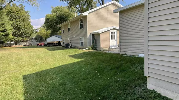 Kankakee, IL 60901,6340 E River Court