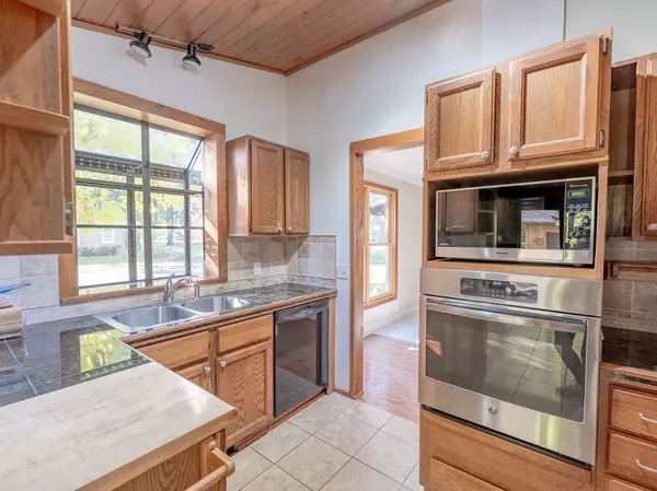 Island Lake, IL 60042,27693 N Hickory Street