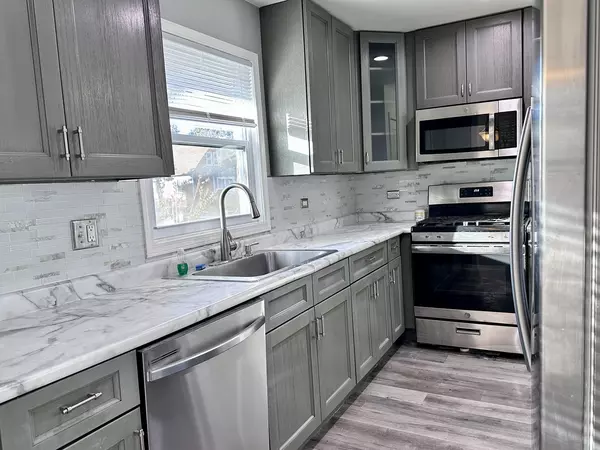 North Chicago, IL 60064,1125 Wadsworth Avenue #A