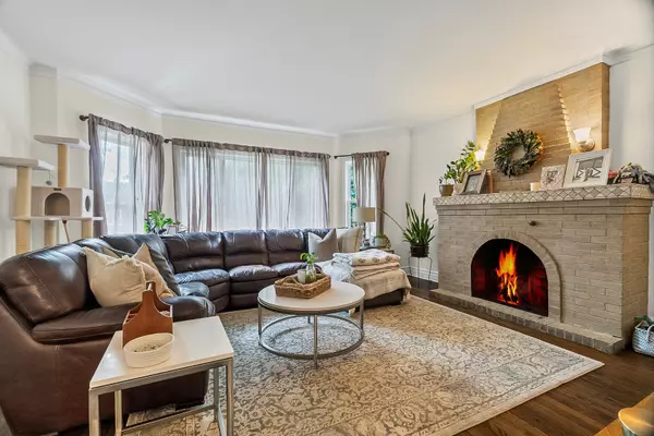 Chicago, IL 60641,5410 W Hutchinson Street