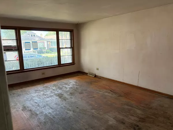 Calumet Park, IL 60827,12621 S Wood Street