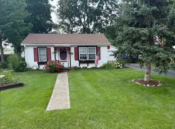 Lake In The Hills, IL 60156,101 Oakleaf Road