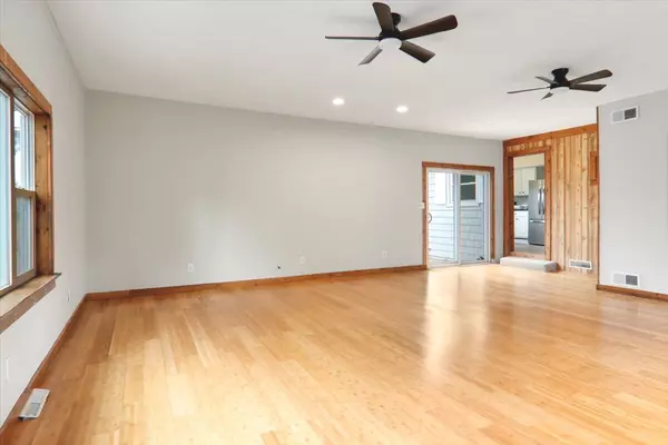 Chenoa, IL 61726,601 N 3rd Avenue