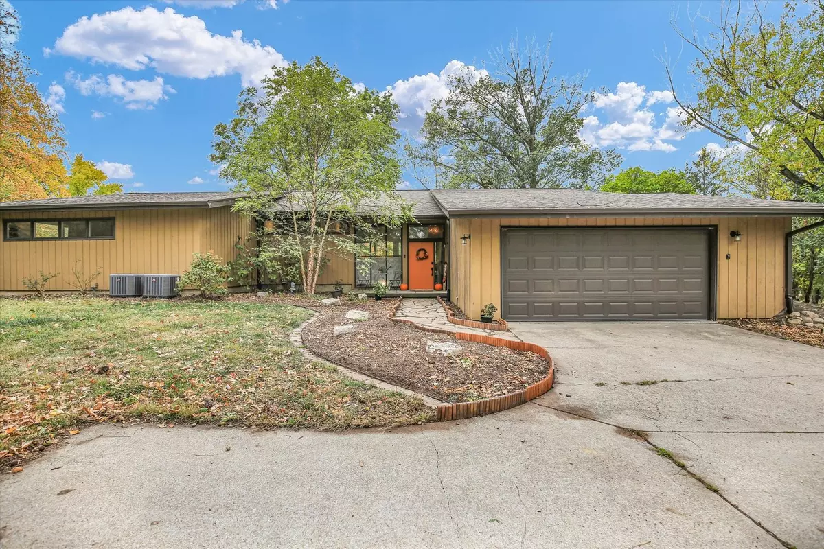 Mahomet, IL 61853,1010 Parkview Drive