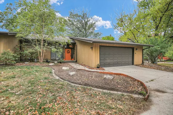 Mahomet, IL 61853,1010 Parkview Drive