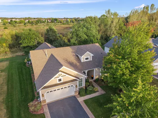 11492 Stonewater Crossing, Huntley, IL 60142