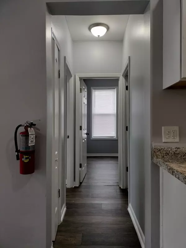 Chicago, IL 60621,6601 S Green Street #817-2