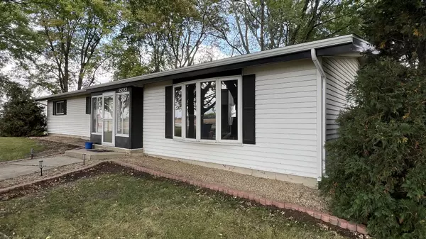 25033 E 3000 North Road, Dwight, IL 60420