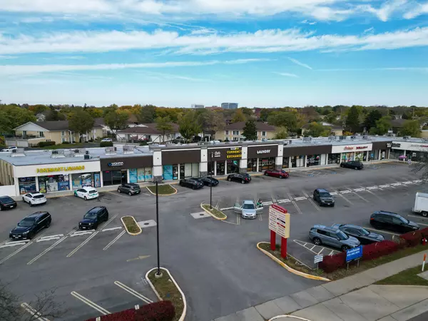 Arlington Heights, IL 60005,1736 W Algonquin Road