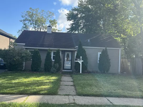 879 North Avenue, Des Plaines, IL 60016