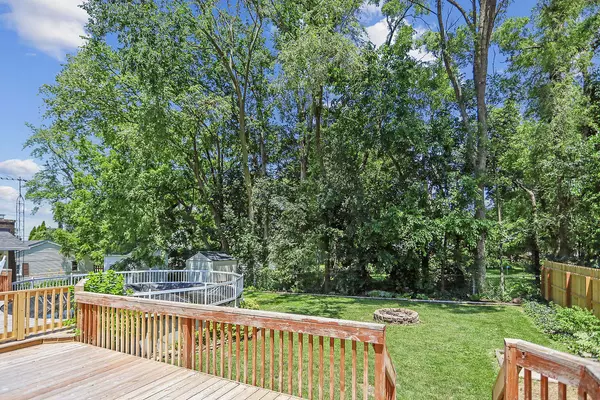 Lockport, IL 60441,516 Whelan Street