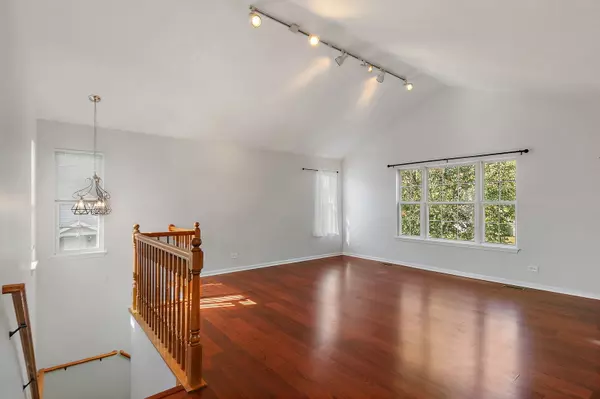 Mundelein, IL 60060,1441 N Orleans N Drive #-