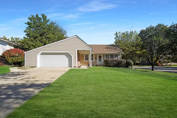 Bloomingdale, IL 60108,181 Lakeview Court