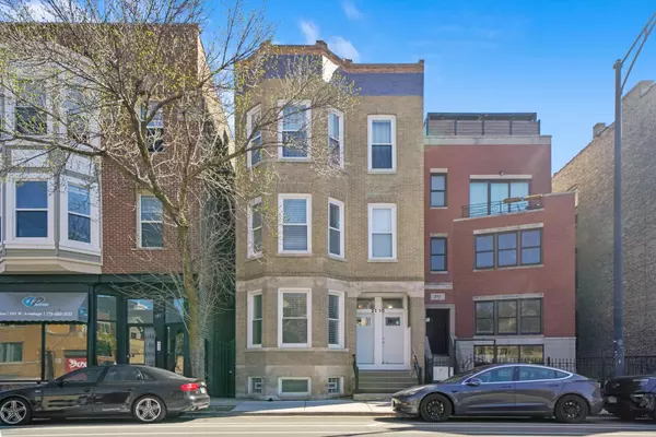 2115 W Armitage Avenue #1f, Chicago, IL 60647