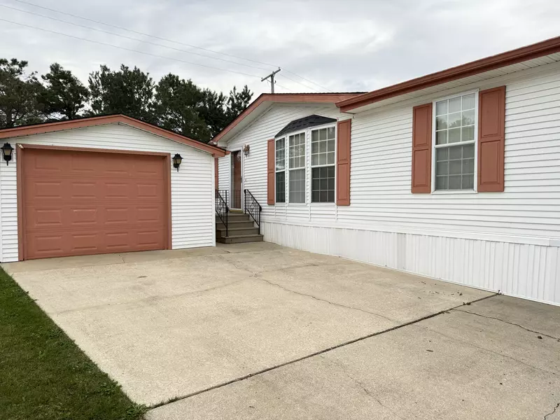 35 Partridge Lane, Beecher, IL 60401