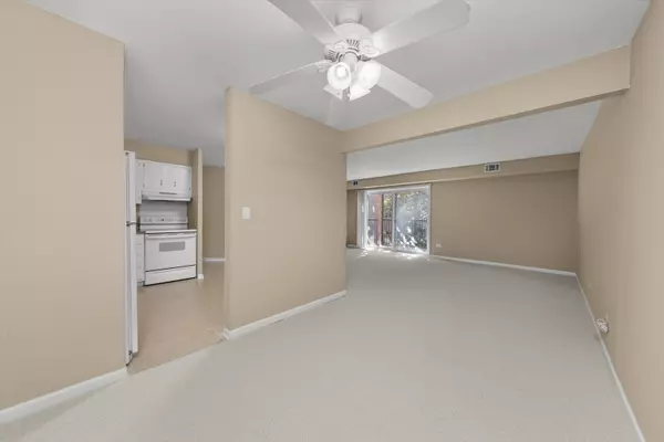 Lisle, IL 60532,2301 Beau Monde Lane #205