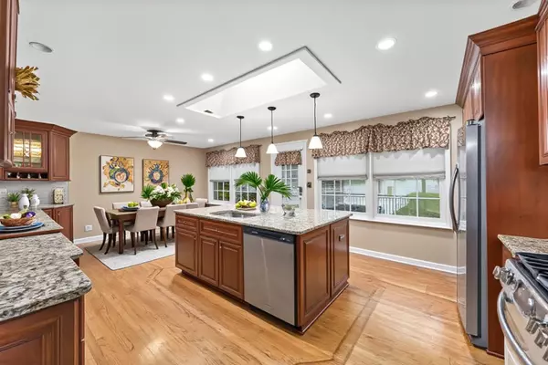 Naperville, IL 60563,5S300 Tuthill Road