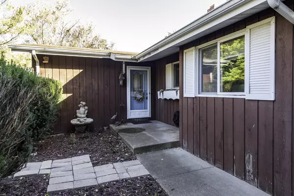 Gurnee, IL 60031,16675 W Applewood Court