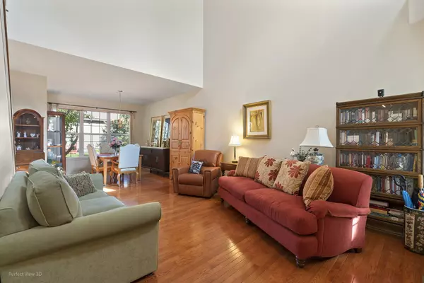 Grayslake, IL 60030,820 Amelia Court #820