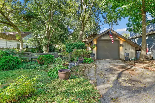 Northbrook, IL 60062,1412 Sycamore Lane