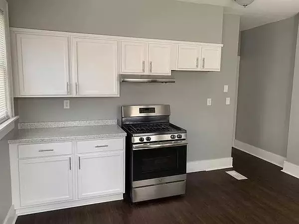 Dekalb, IL 60115,325 N 7th Street