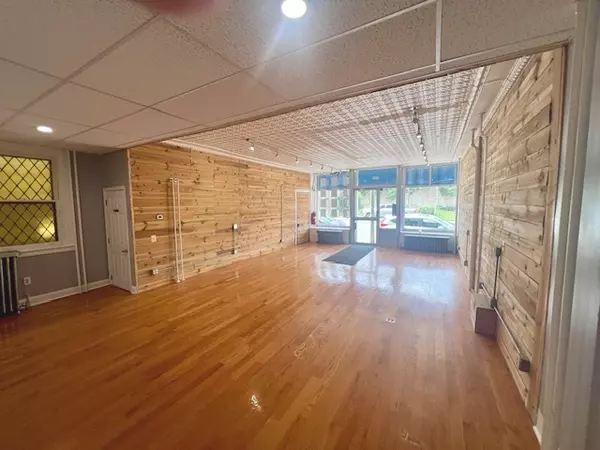 Chicago, IL 60608,2963 S Archer Avenue