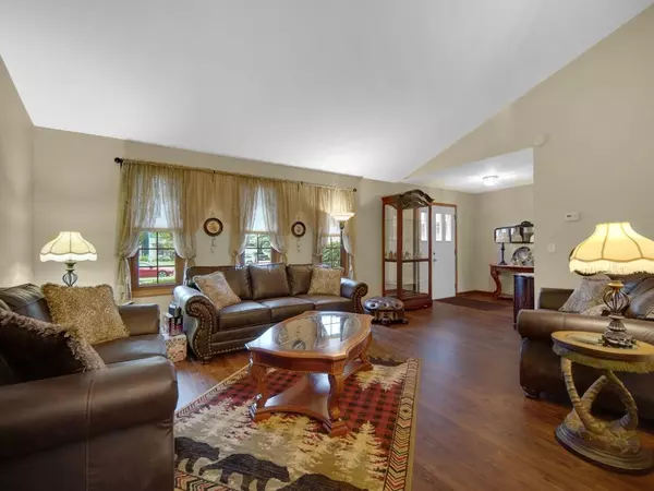 New Lenox, IL 60451,2 Honey Lane