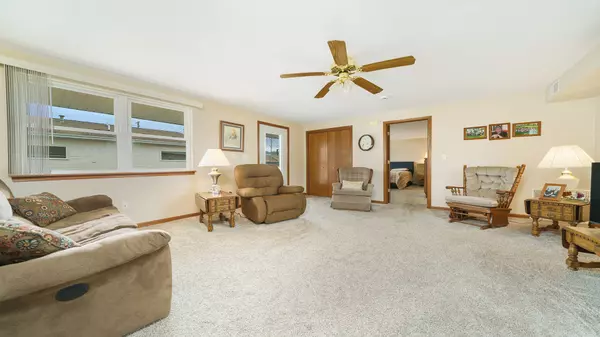 Byron, IL 61010,511 W Blackhawk Drive