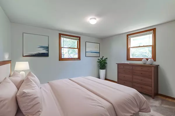 Winthrop Harbor, IL 60096,1206 Landon Avenue