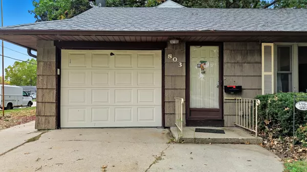 Dixon, IL 61021,803 4th Avenue