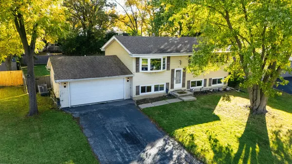 Lindenhurst, IL 60046,67 Rose Tree Lane