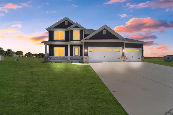 Bloomington, IL 61705,24 Stonehouse Court